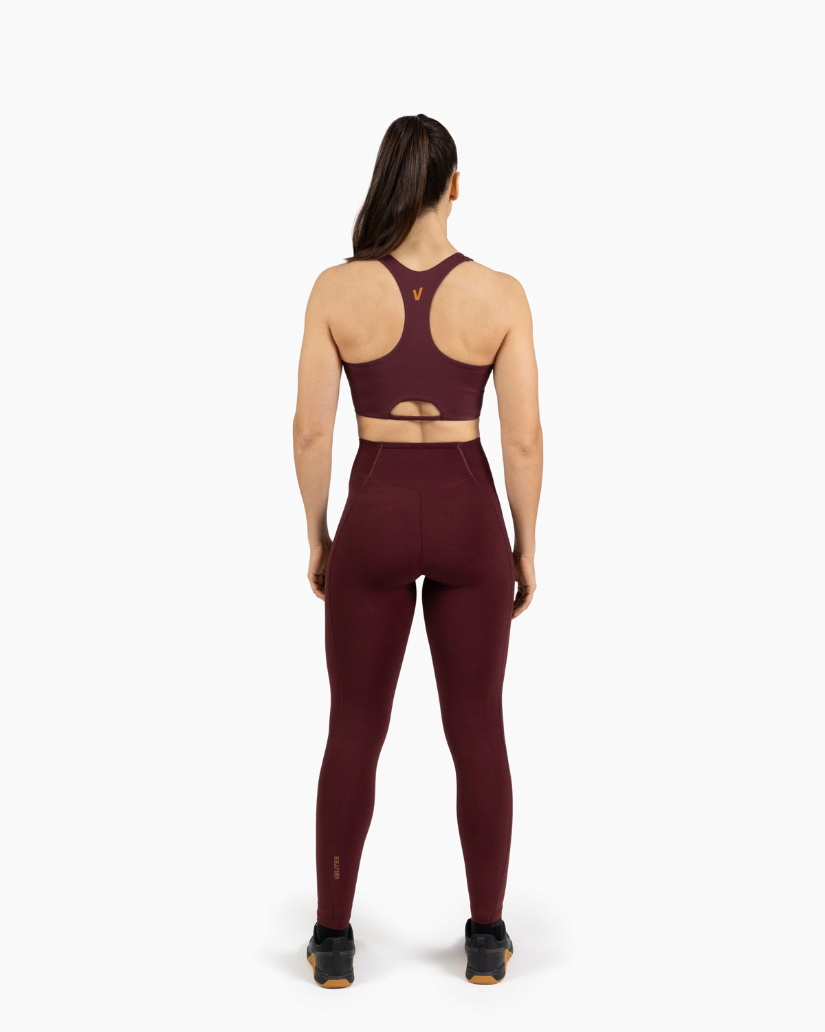 High neck bra Holo Velites female model back color_Pomegranate
