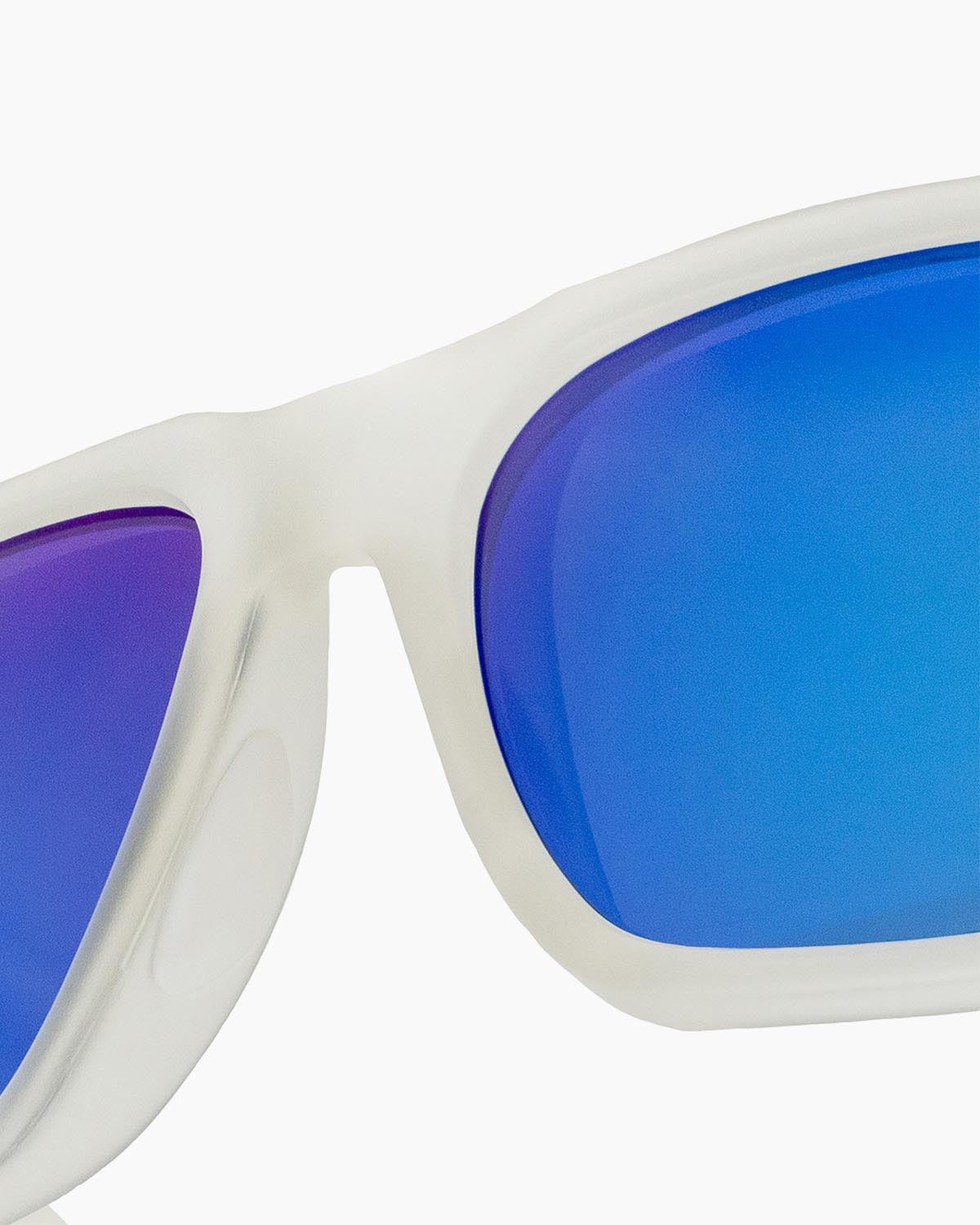 #color_Transparent Blue