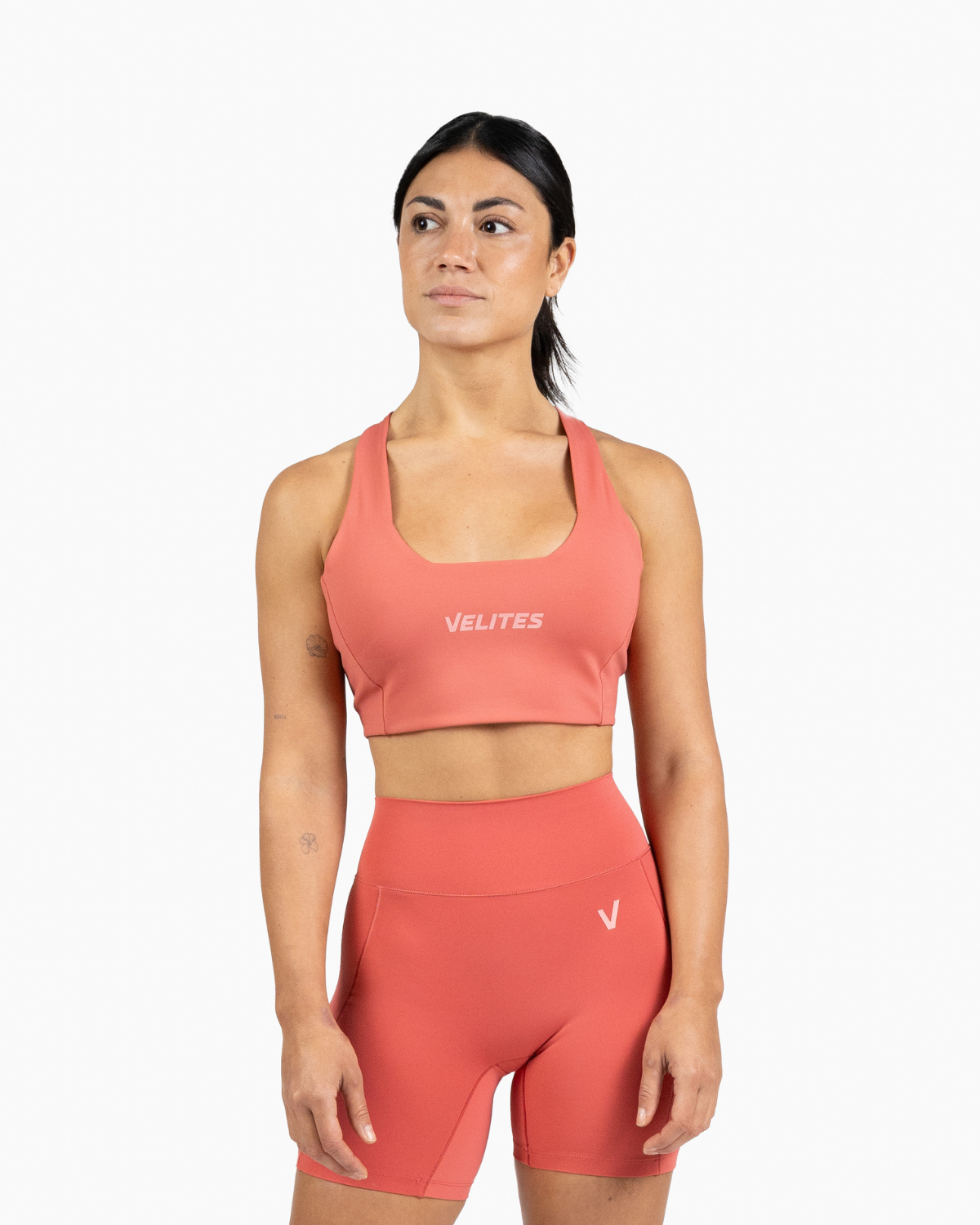 Low neck bra Holo Velites front color_Raspberry